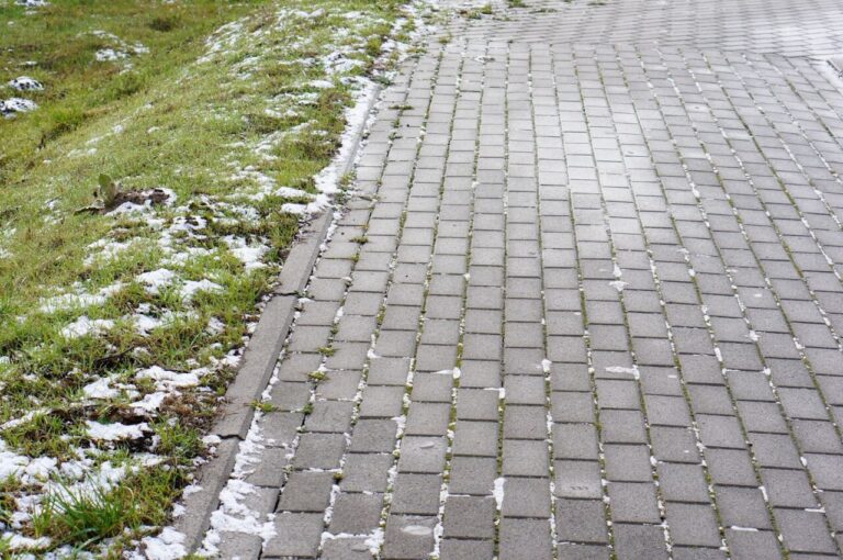 Jak nakładać impregnat do kostki brukowej